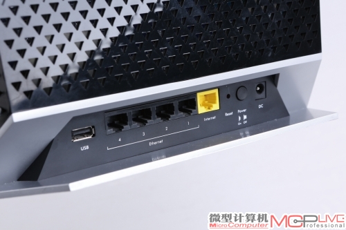 R6200的接口规格，拥有1WAN、4LAN的标准配置，都是1000Mb/s规格，提供一个USB接口。